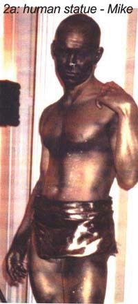 2astatuemike
